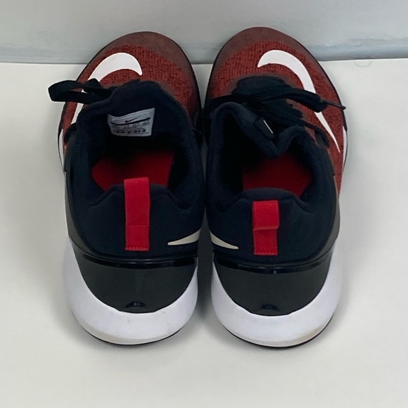 Nike Sport Shoes . - Picture 3 of 6